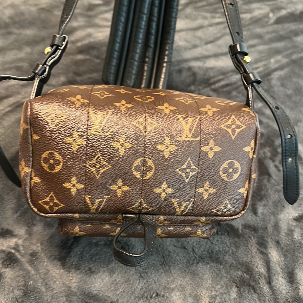 Louis Vuitton Monogram Backpack - Picture 9 of 9